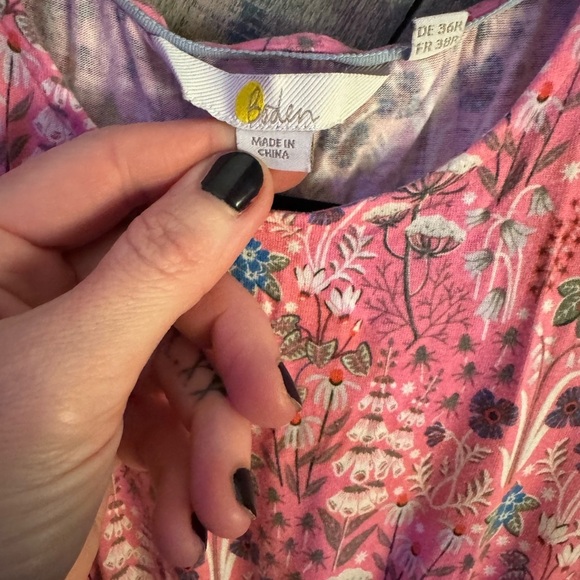 Boden Crew Neck Jersey Dress in Strawberry, Wildflower Bloom - Picture 4 of 6